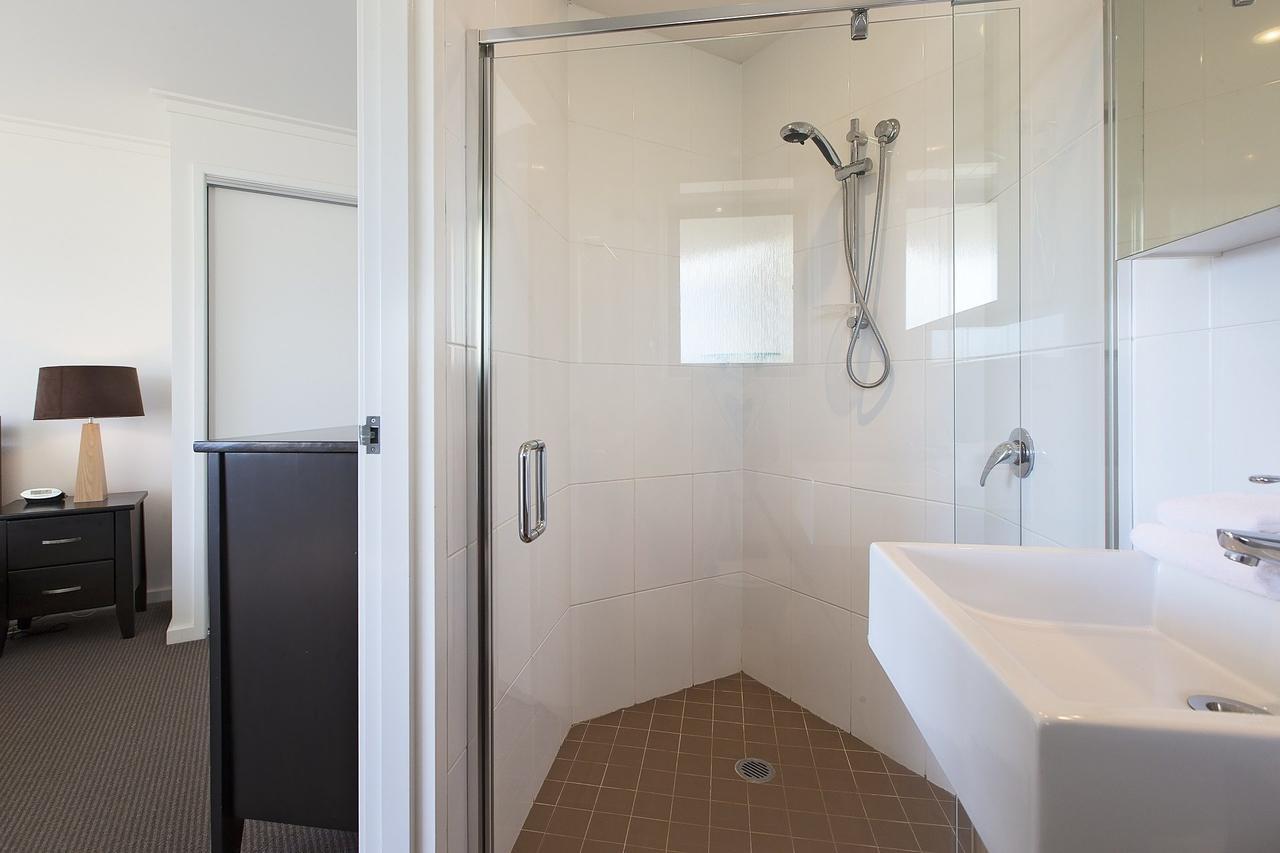 Northview 2 - Modern 2Br Townhouse L Lake View L Central Location L Spa Bath L Wifi 金德拜恩 外观 照片